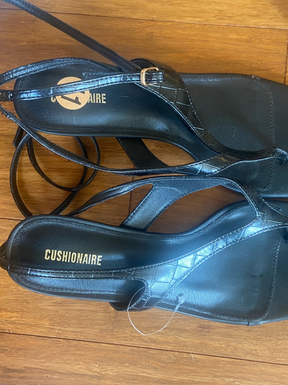 Cushionaire Black Strappy Women's Sandals